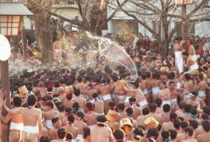 国府宮神社はだか祭り19の日程は 神男って何 アクセスや駐車場はある リンゴの部屋